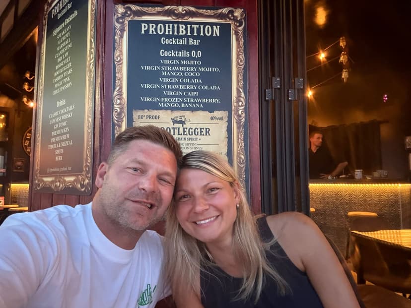Christian & Josephine in der Cocktailbar